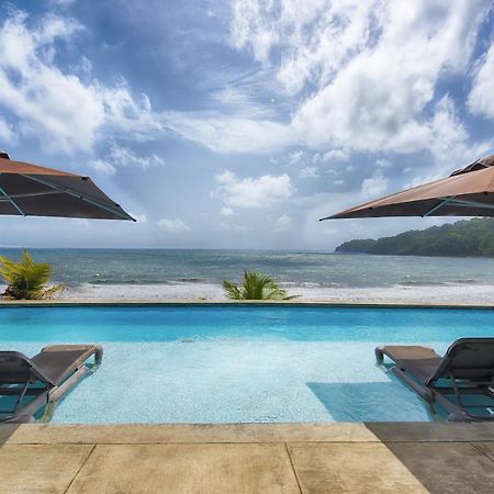 Pagua Bay House - Oceanfront Cabana'S Marigot Екстериор снимка