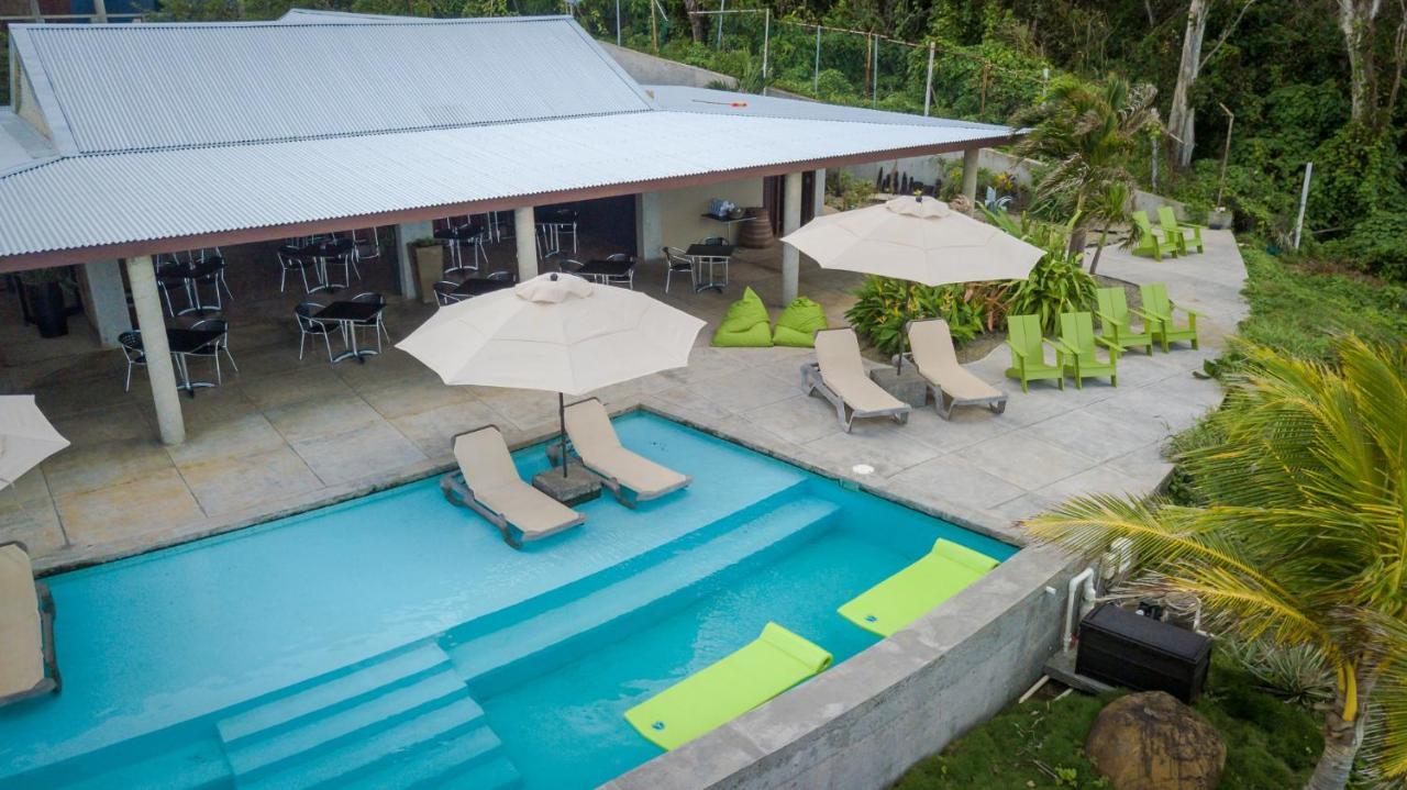 Pagua Bay House - Oceanfront Cabana'S Marigot Екстериор снимка