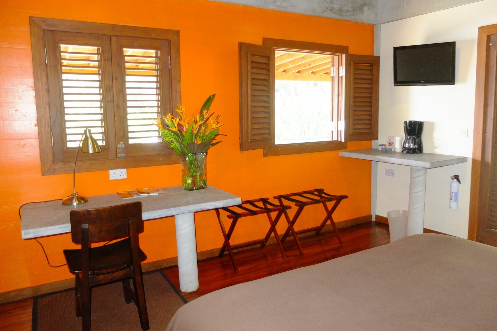 Pagua Bay House - Oceanfront Cabana'S Marigot Екстериор снимка
