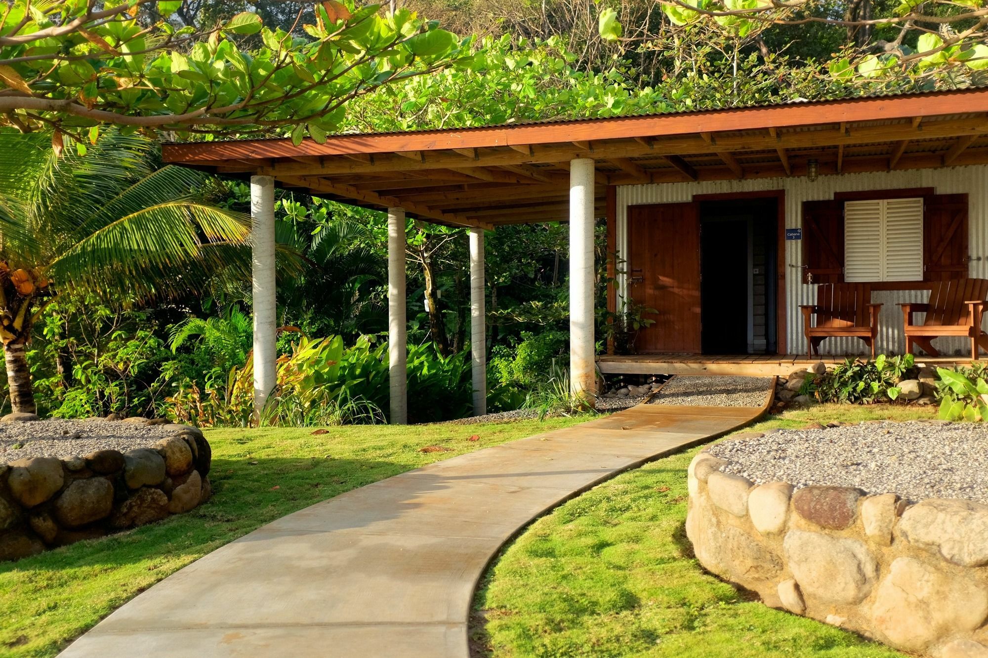 Pagua Bay House - Oceanfront Cabana'S Marigot Екстериор снимка